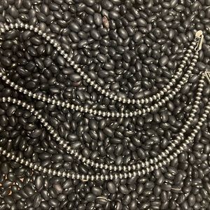 Native American 4 mm Navajo pearl necklaces